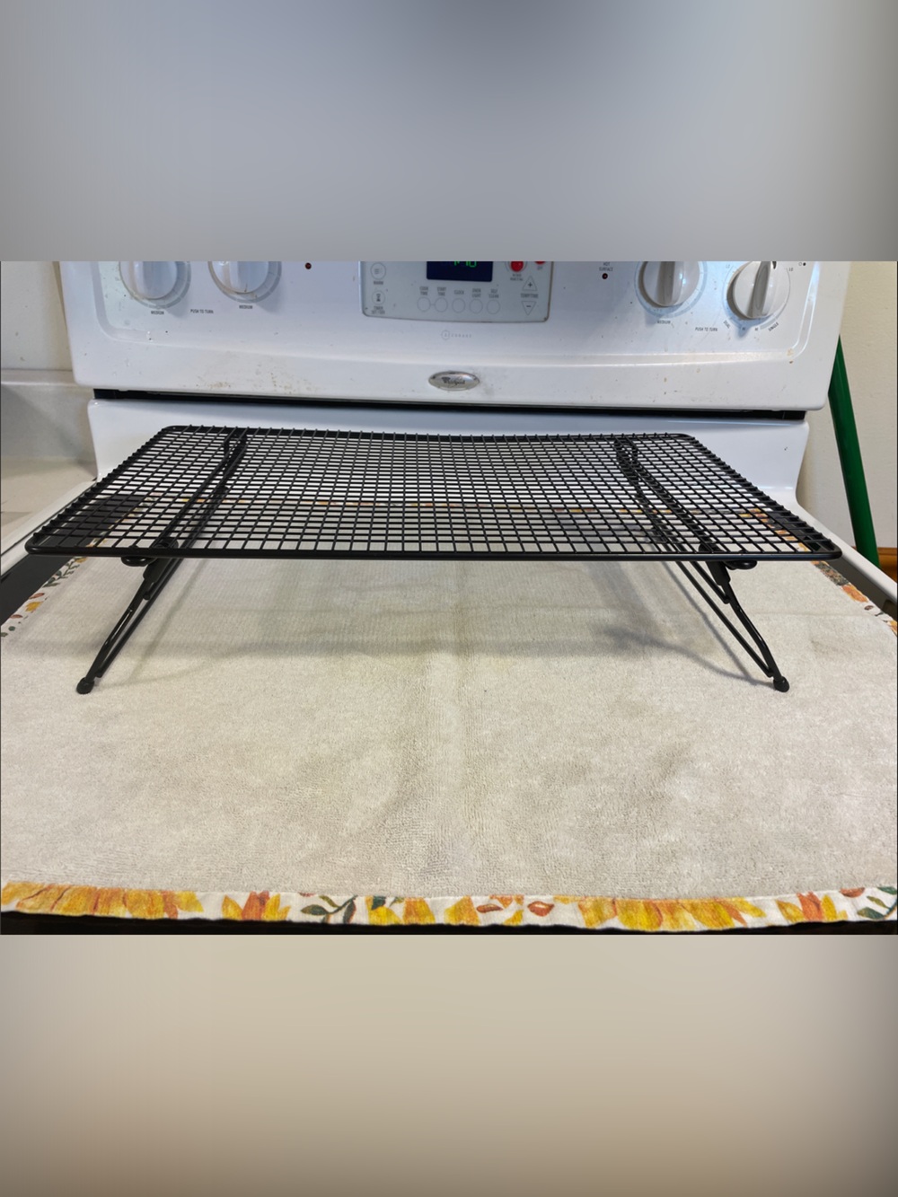 The Pampered Chef Black Cooling/Draining Rack